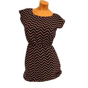 J Bella Chevron/Herringbone Pattern Black Short Summer Dress Women's Size Medium